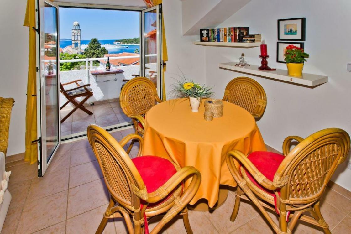 Apartments Jacky Đảo Hvar Ngoại thất bức ảnh