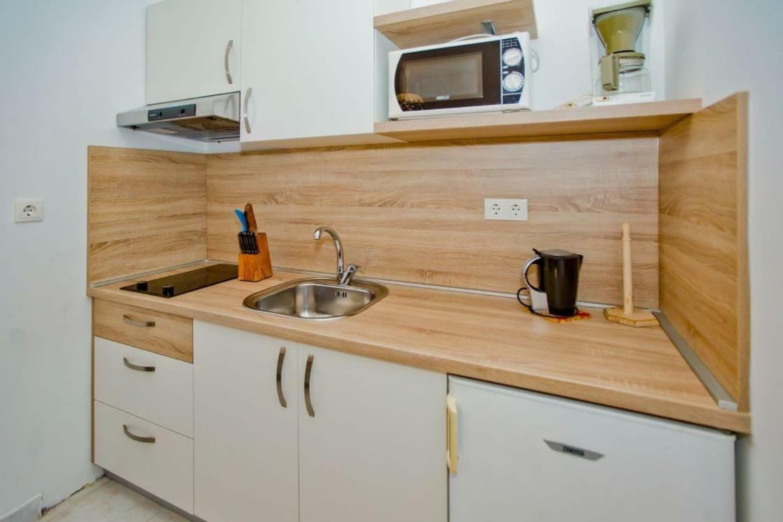 Apartments Jacky Đảo Hvar Ngoại thất bức ảnh
