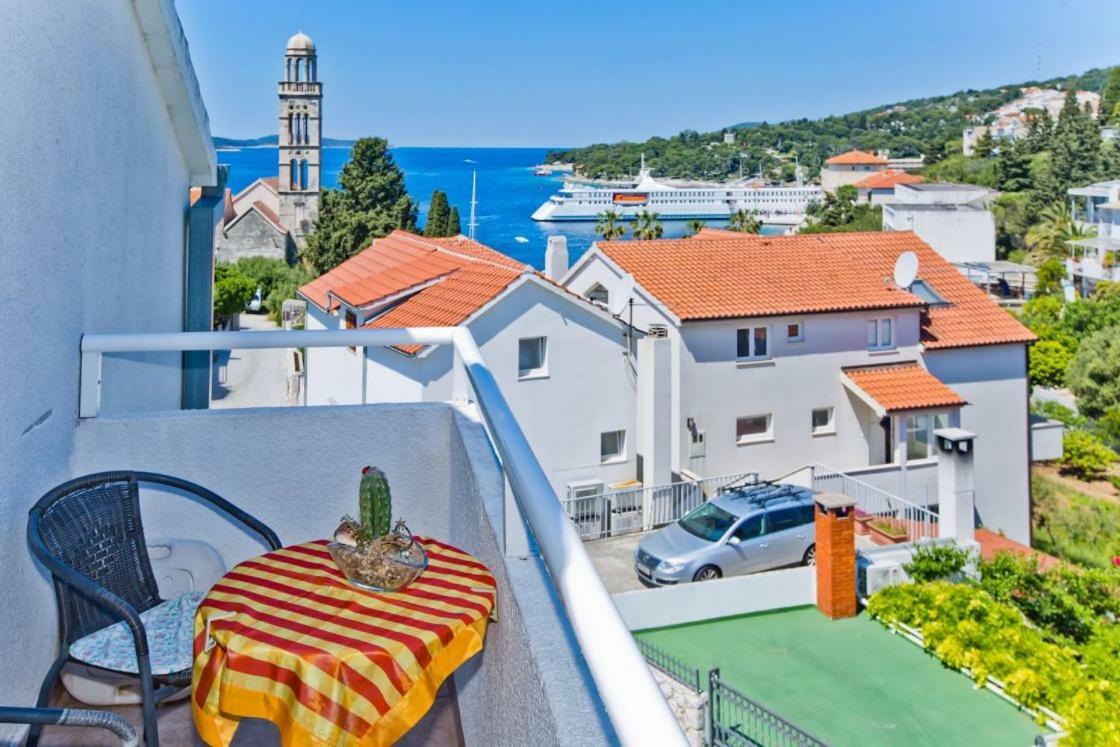 Apartments Jacky Đảo Hvar Ngoại thất bức ảnh